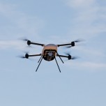 Die Drohne ist mit einem Prototypen eines besonders leichten Gammaspektrometers bestückt
