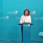 Birgit Pommer bei ihrer Rede im Thüringer Landtag im Rahmen der Wismut-Ausstellung