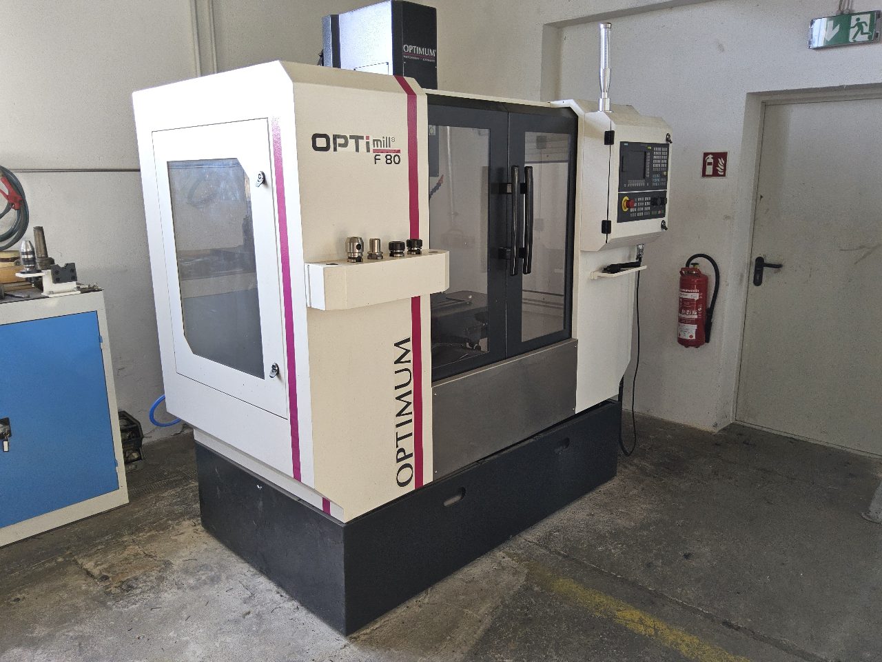 gebr. CNC-Fräsmaschine OTImill